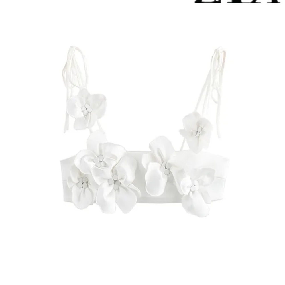 Zara Ivory Floral Detail Top - Picture 2 of 6